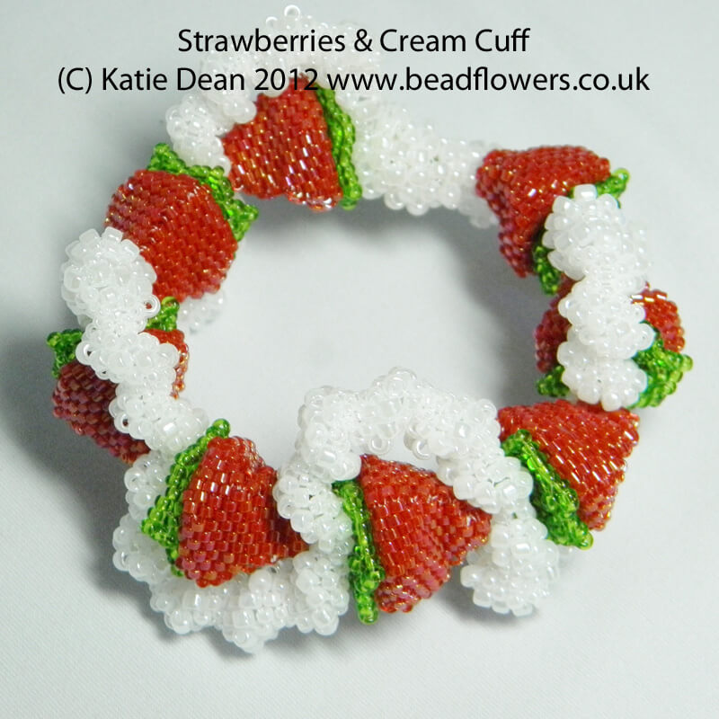 Beaded Strawberry Bowl Superduo Beading Pattern - Beadflowers
